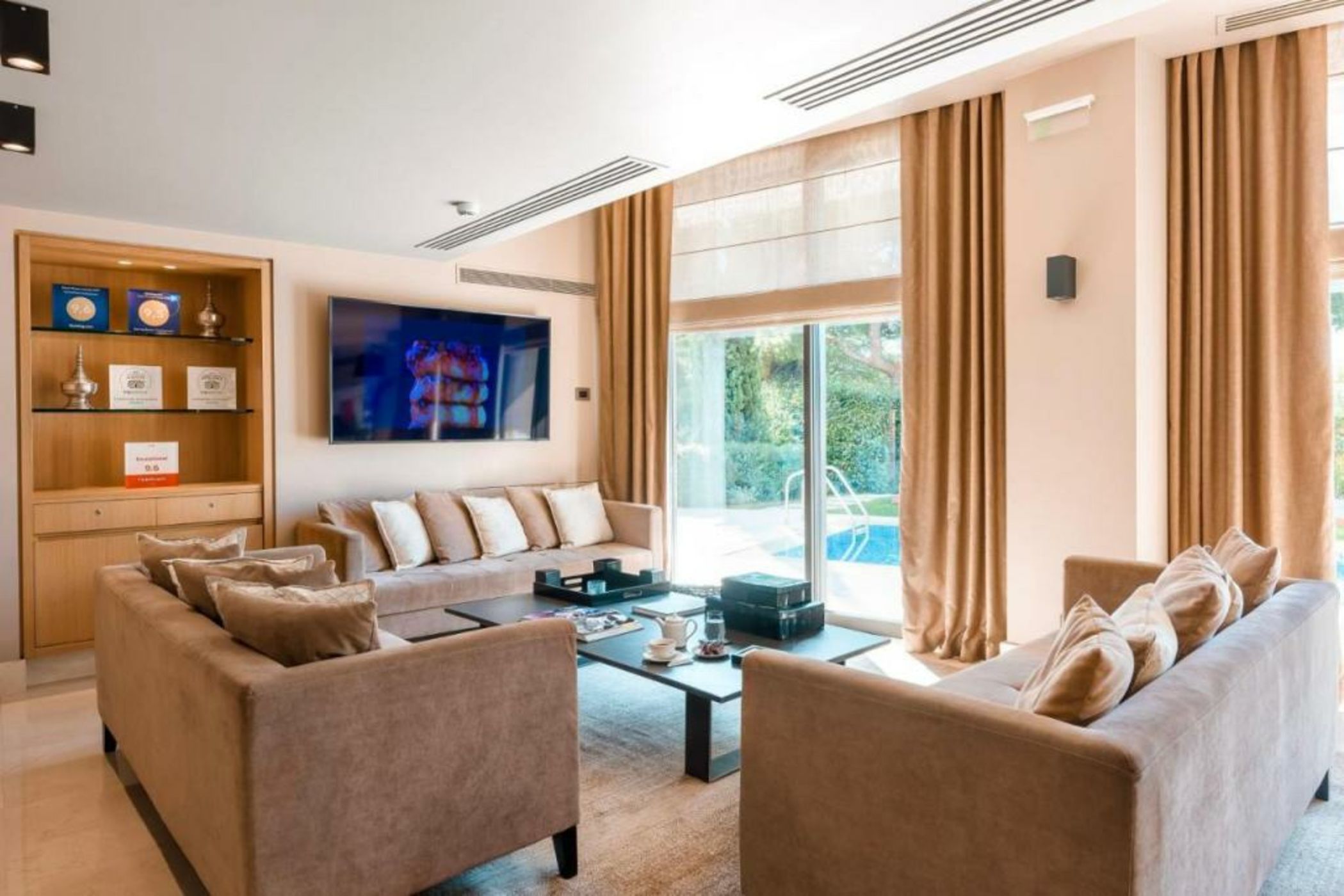 Somewhere Vouliagmeni