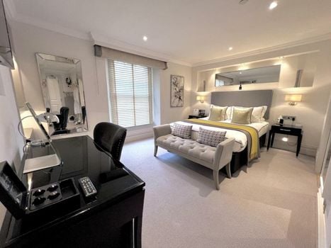 Tavistock House Hotel