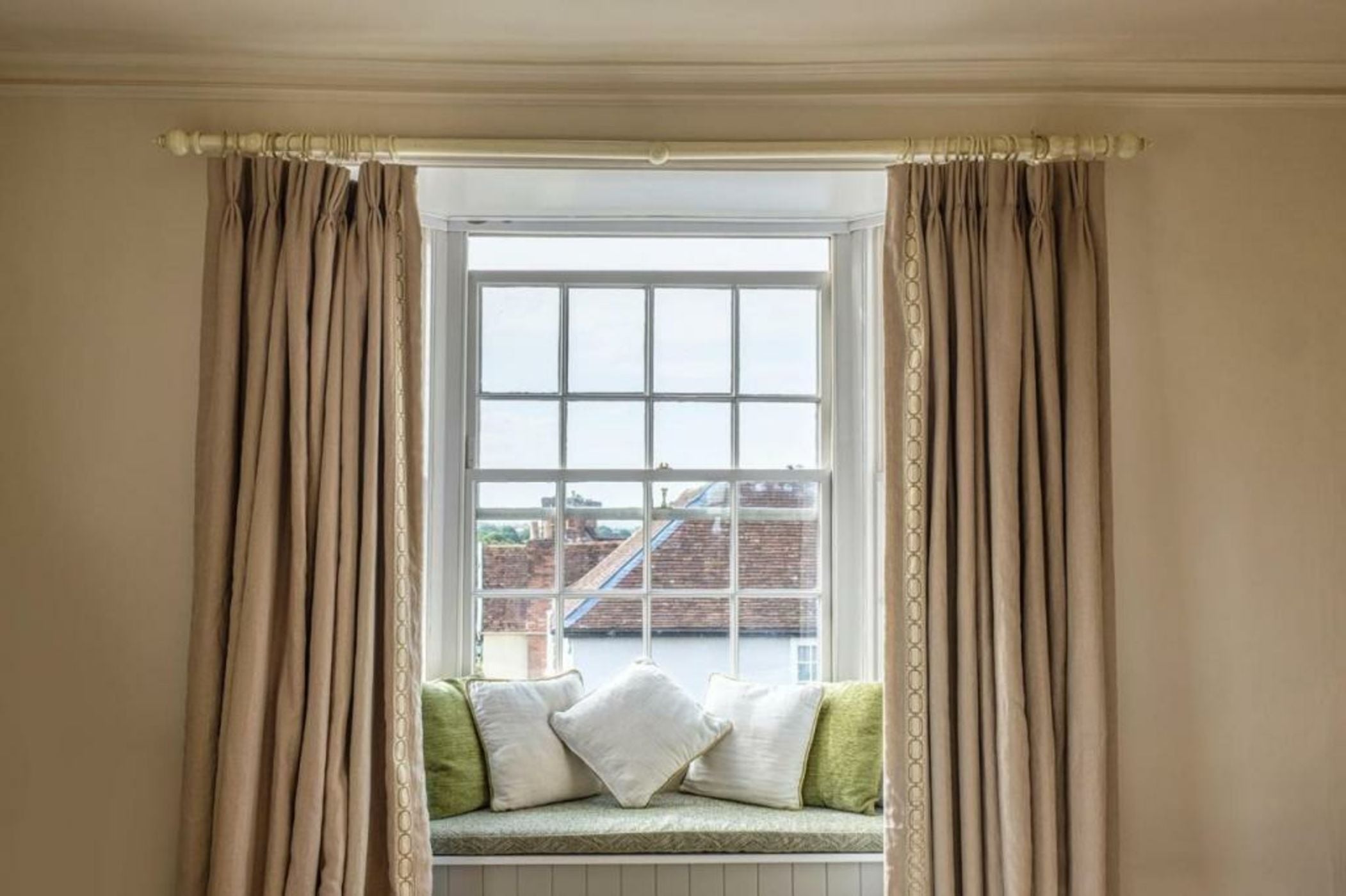 The Black Lion, Long Melford