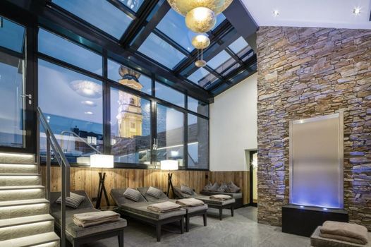 Hotel-Gasthof Höttl