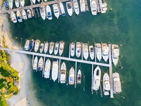 Pier 21 Riverside Apartment Hotel