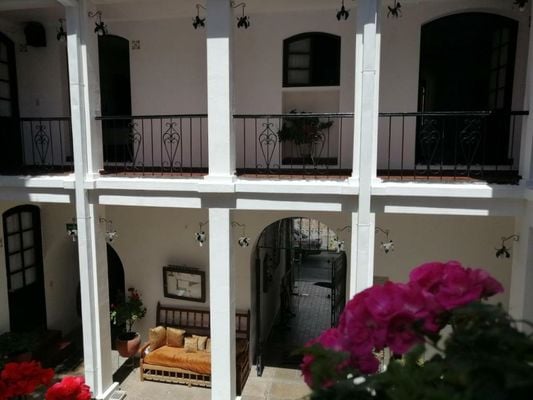 El Hotel de Su Merced