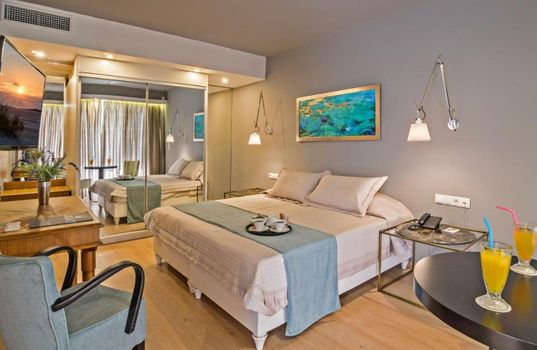 Swell Boutique Hotel