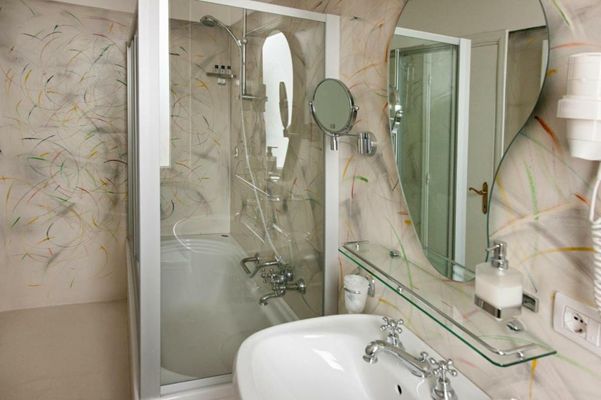 Hotel Alexander Museum Palace