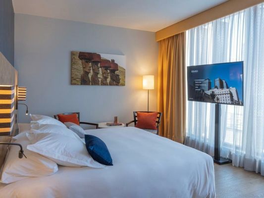 Debaines Hotel Santiago