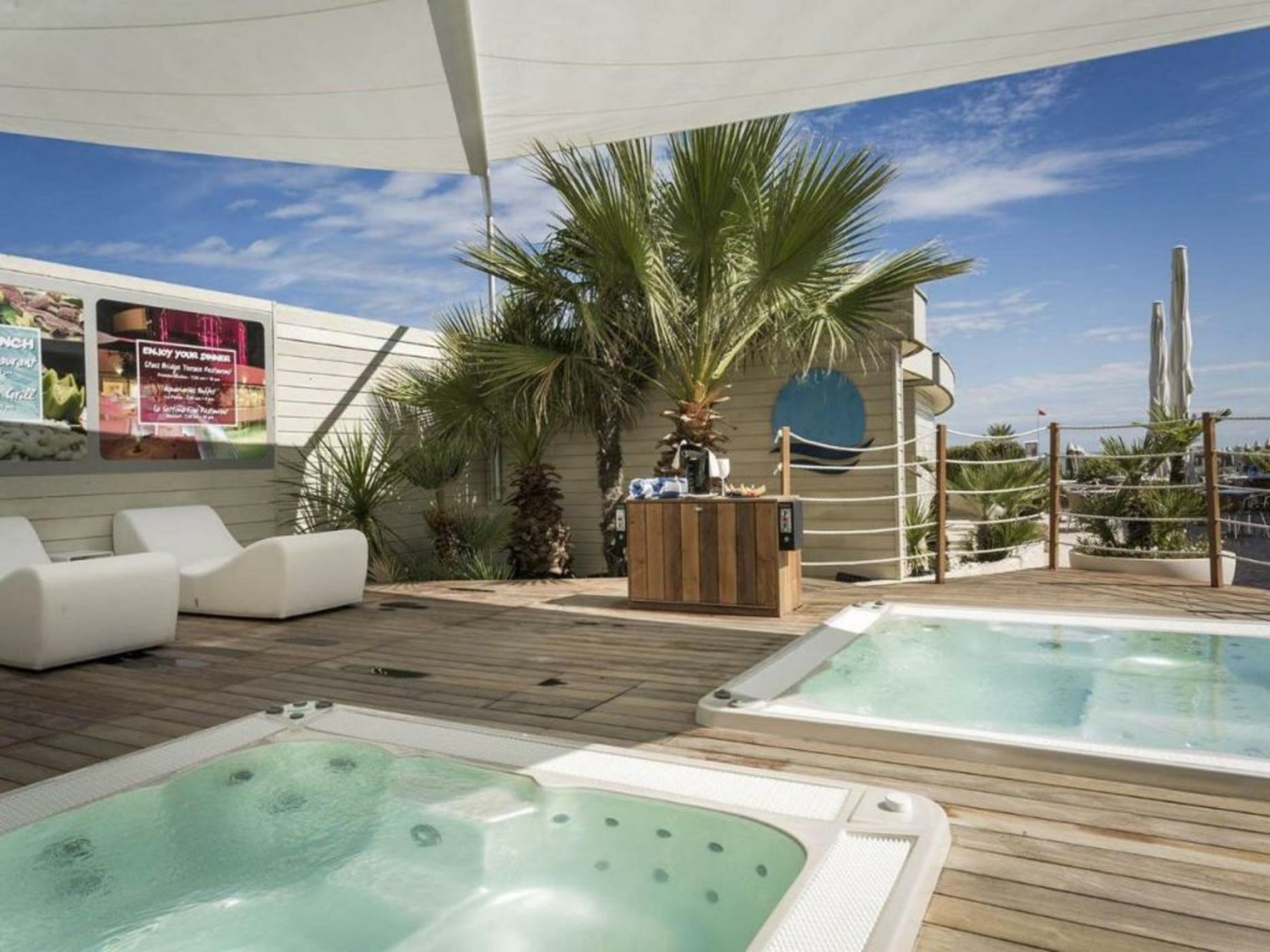 Hotel Waldorf- Premier Resort