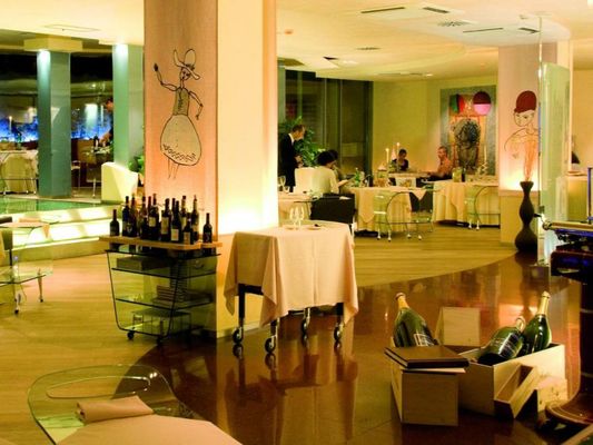 Hotel Waldorf- Premier Resort