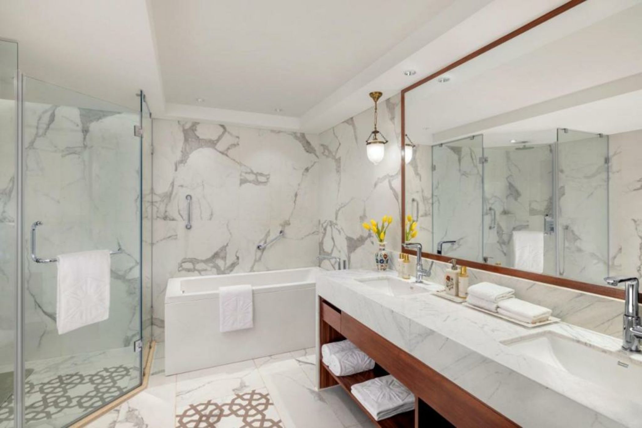 Tajview, Agra-IHCL SeleQtions