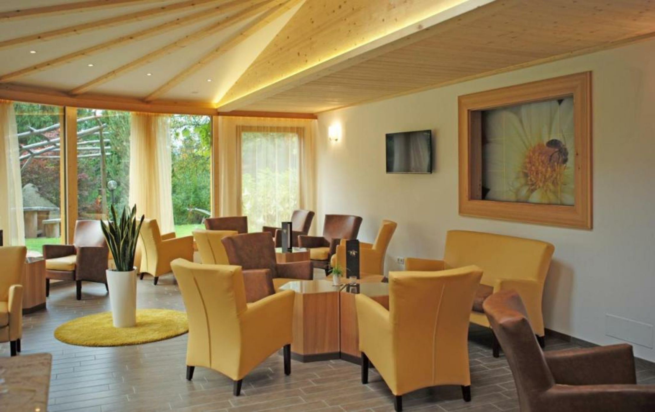 APIPURA hotel rinner