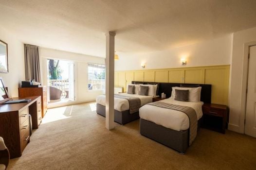 The White House Hotel