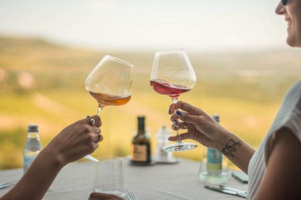 ROXANICH Winery and Design Hotel