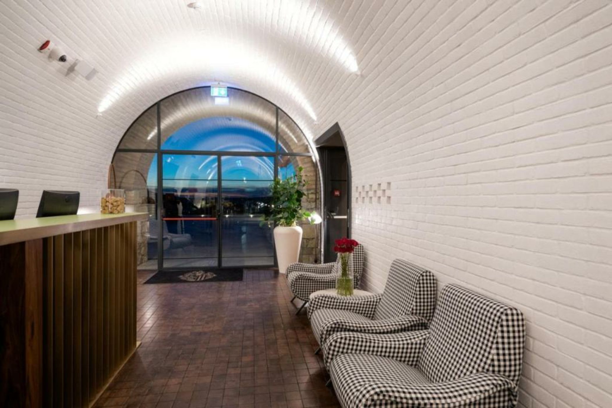 ROXANICH Winery and Design Hotel