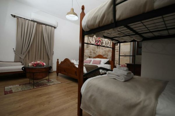 Hanna Koumi Boutique Hotel