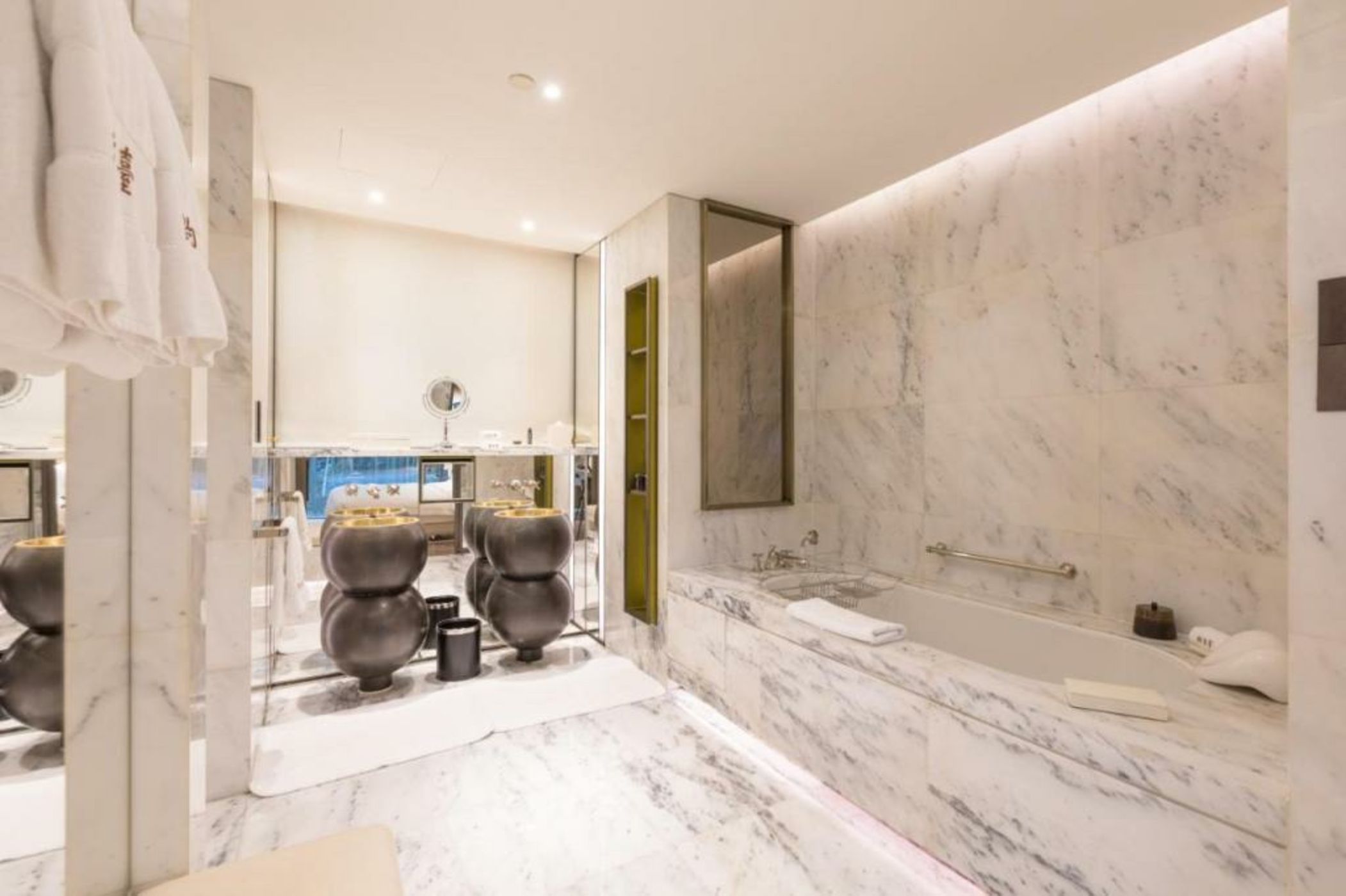 Guanyin Yiyuntai Hotel Chengdu