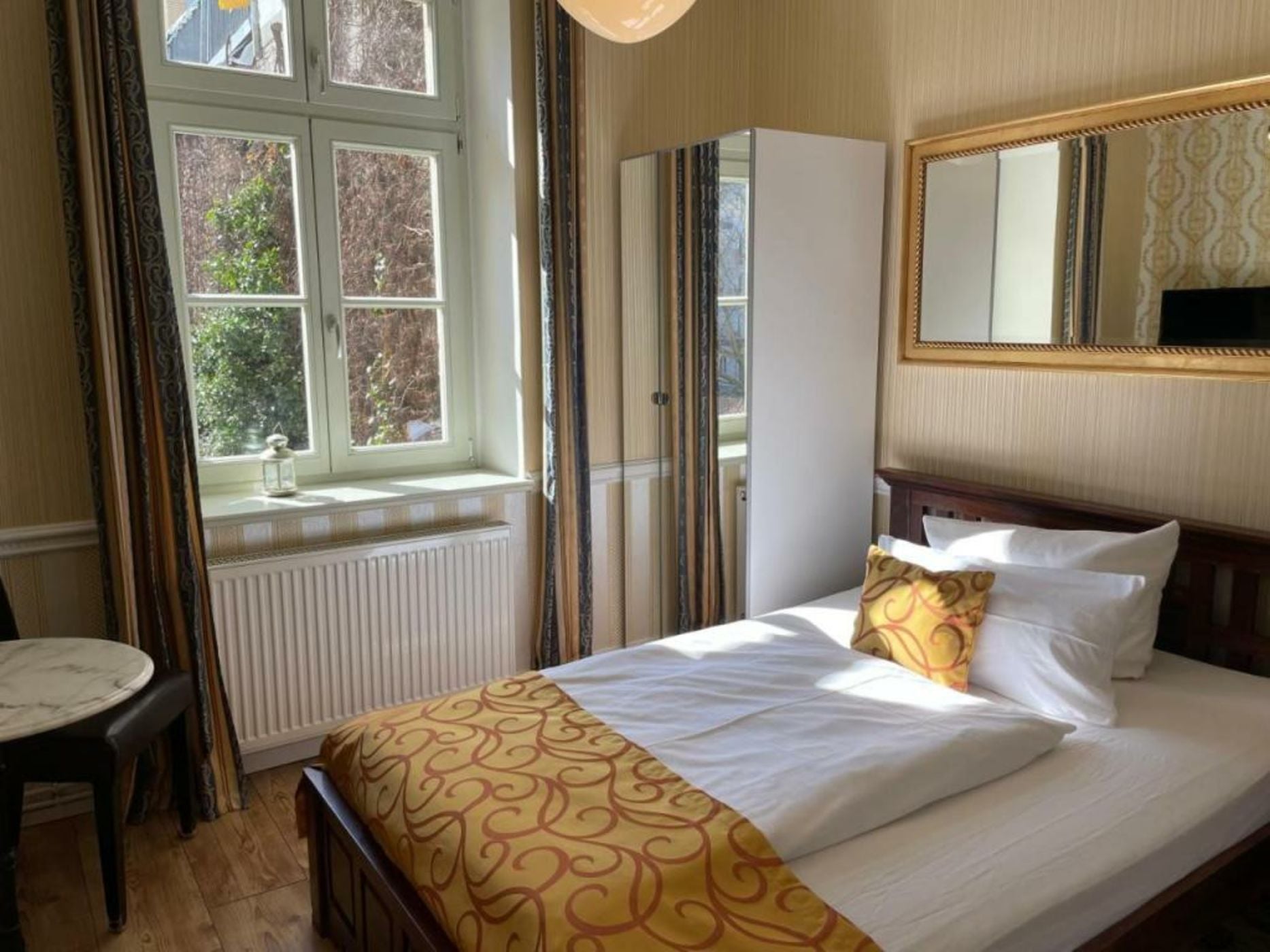 THE GATE GARDEN Hotel