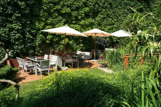 THE GATE GARDEN Hotel