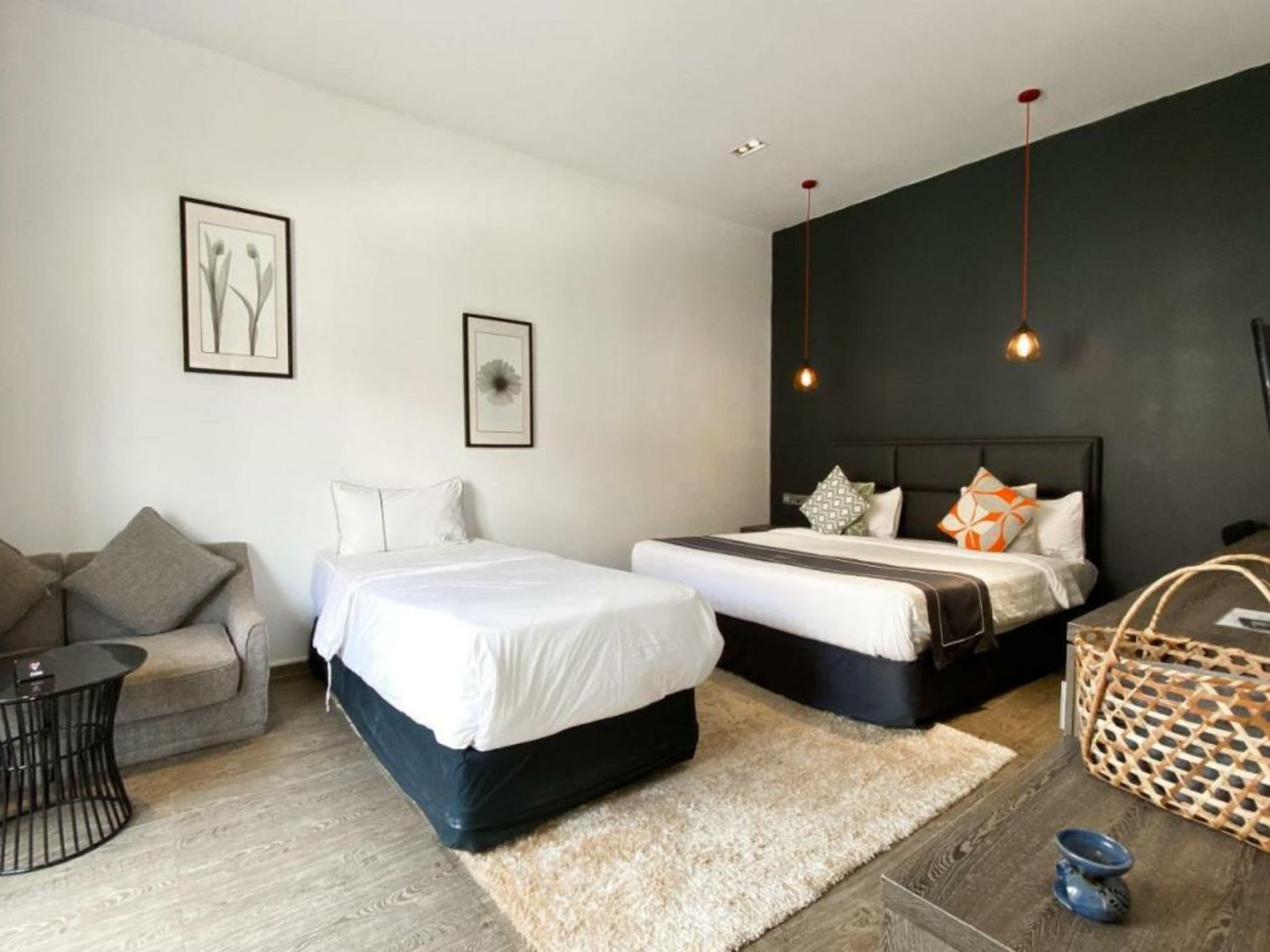 White Boutique Hotel and Residences