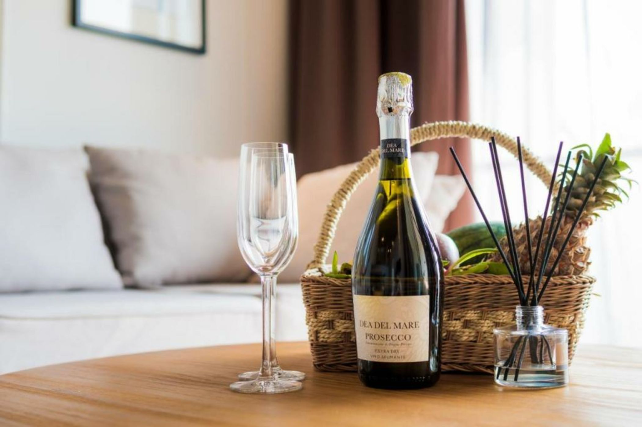 White Boutique Hotel and Residences