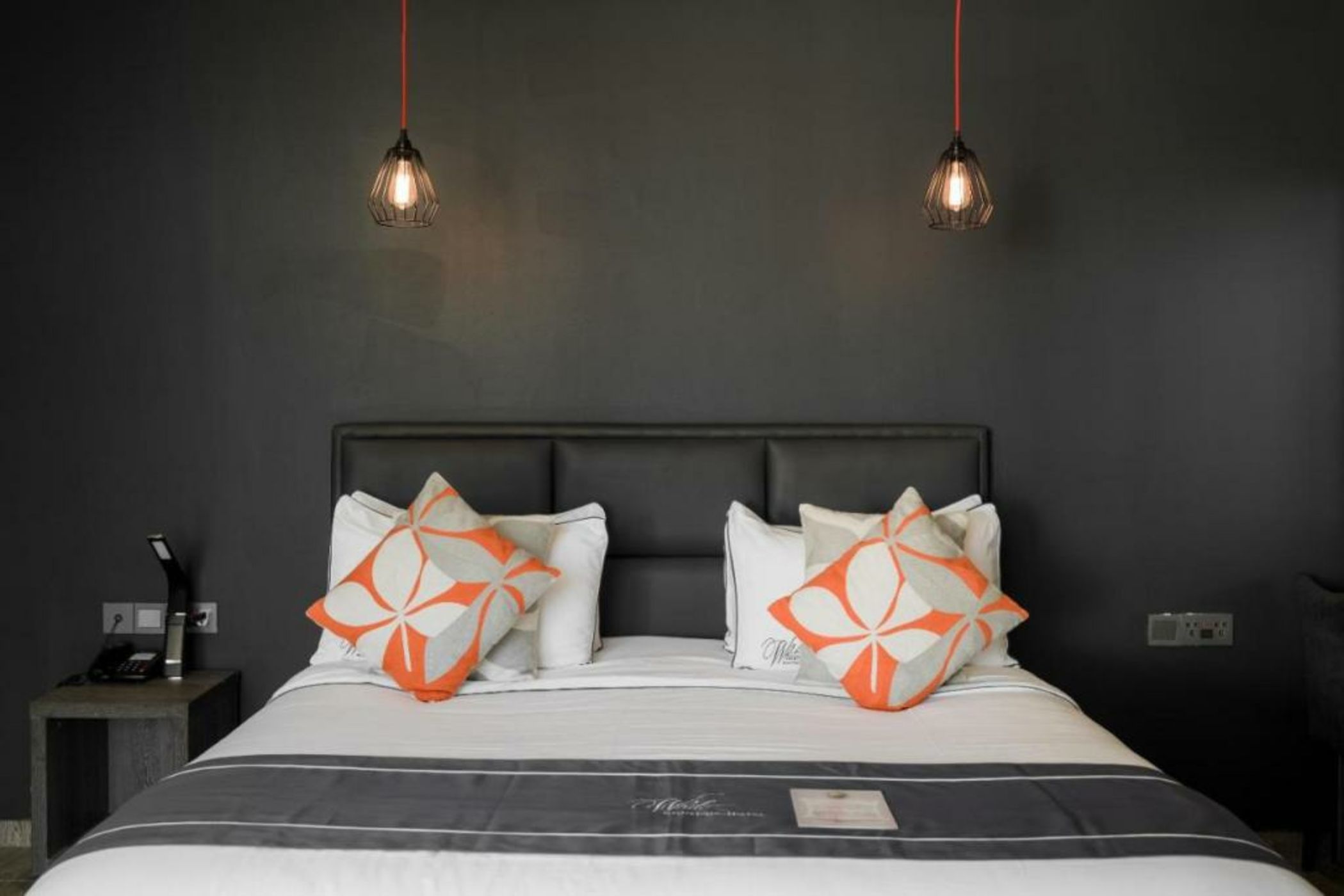 White Boutique Hotel and Residences