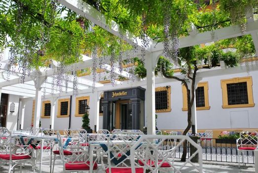 Romantik Hotel Zehntkeller