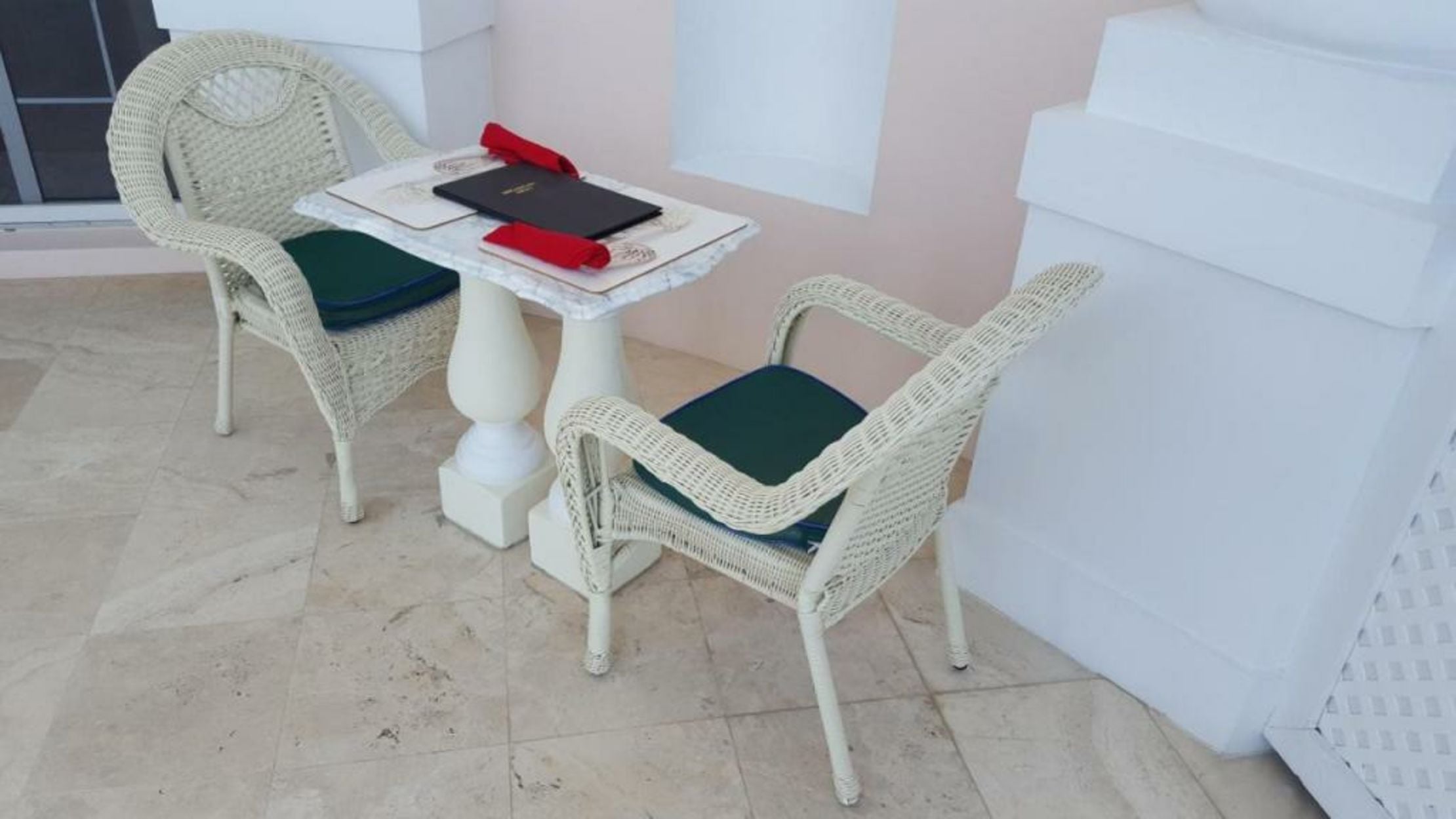 Ocean West Boutique Hotel