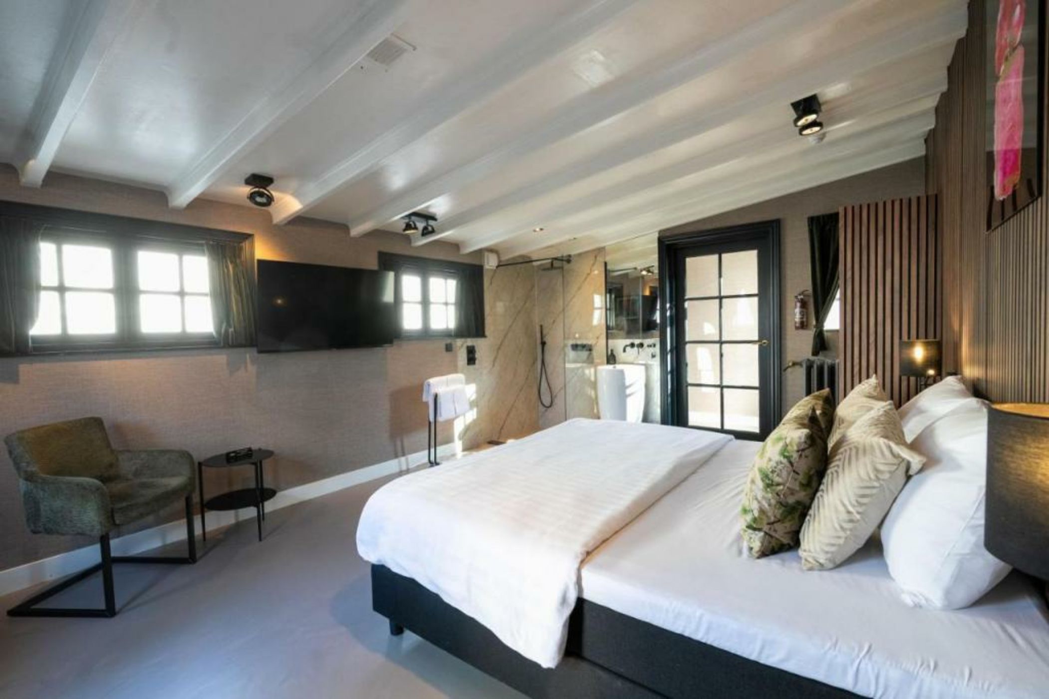 Small Luxury Boutique Hotel Wilma J