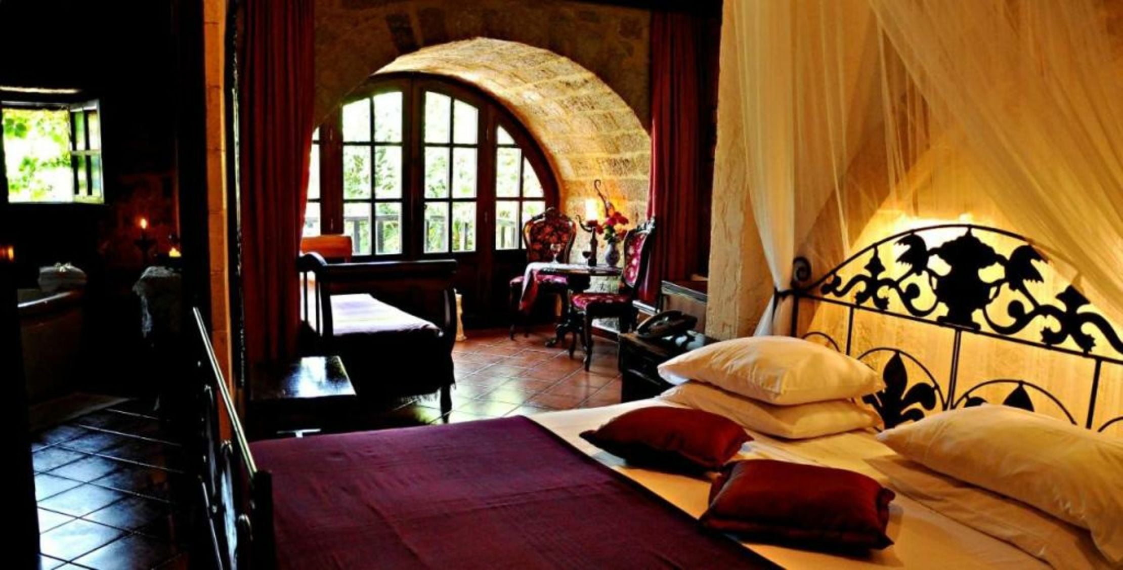 S.Nikolis' Historic Boutique Hotel