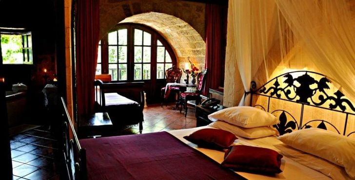 S.Nikolis' Historic Boutique Hotel
