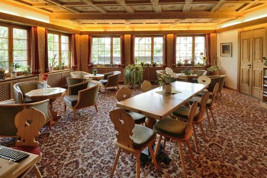 Hotel Corvatsch - Web Check-in