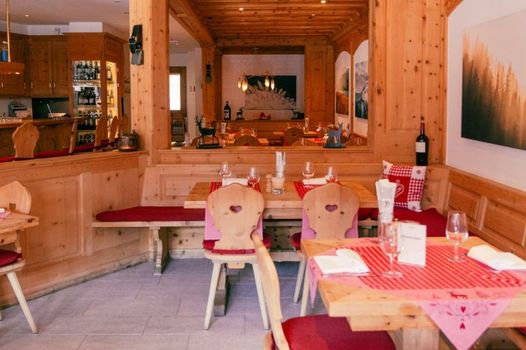 Hotel Corvatsch - Web Check-in