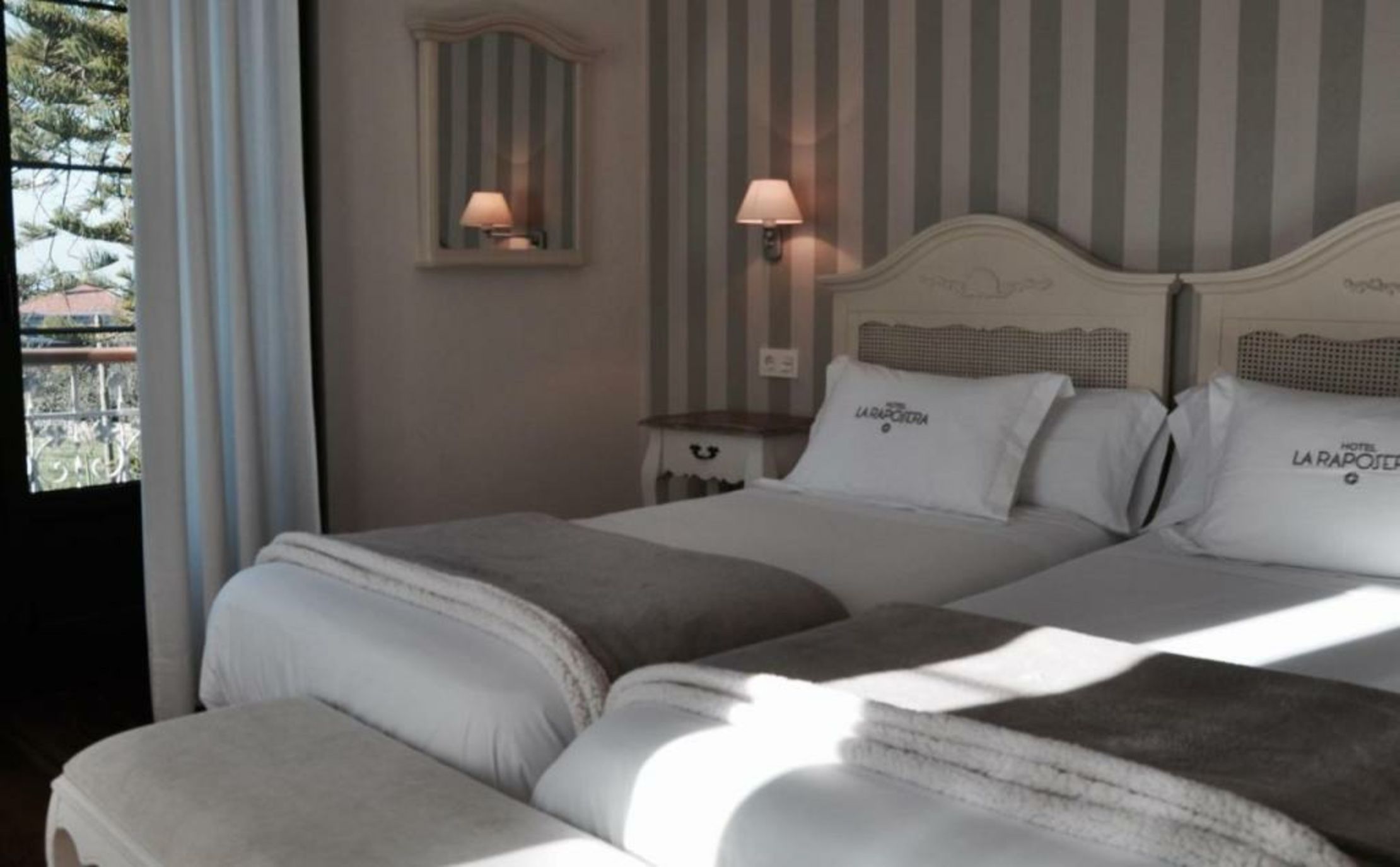 Hotel Rural La Raposera