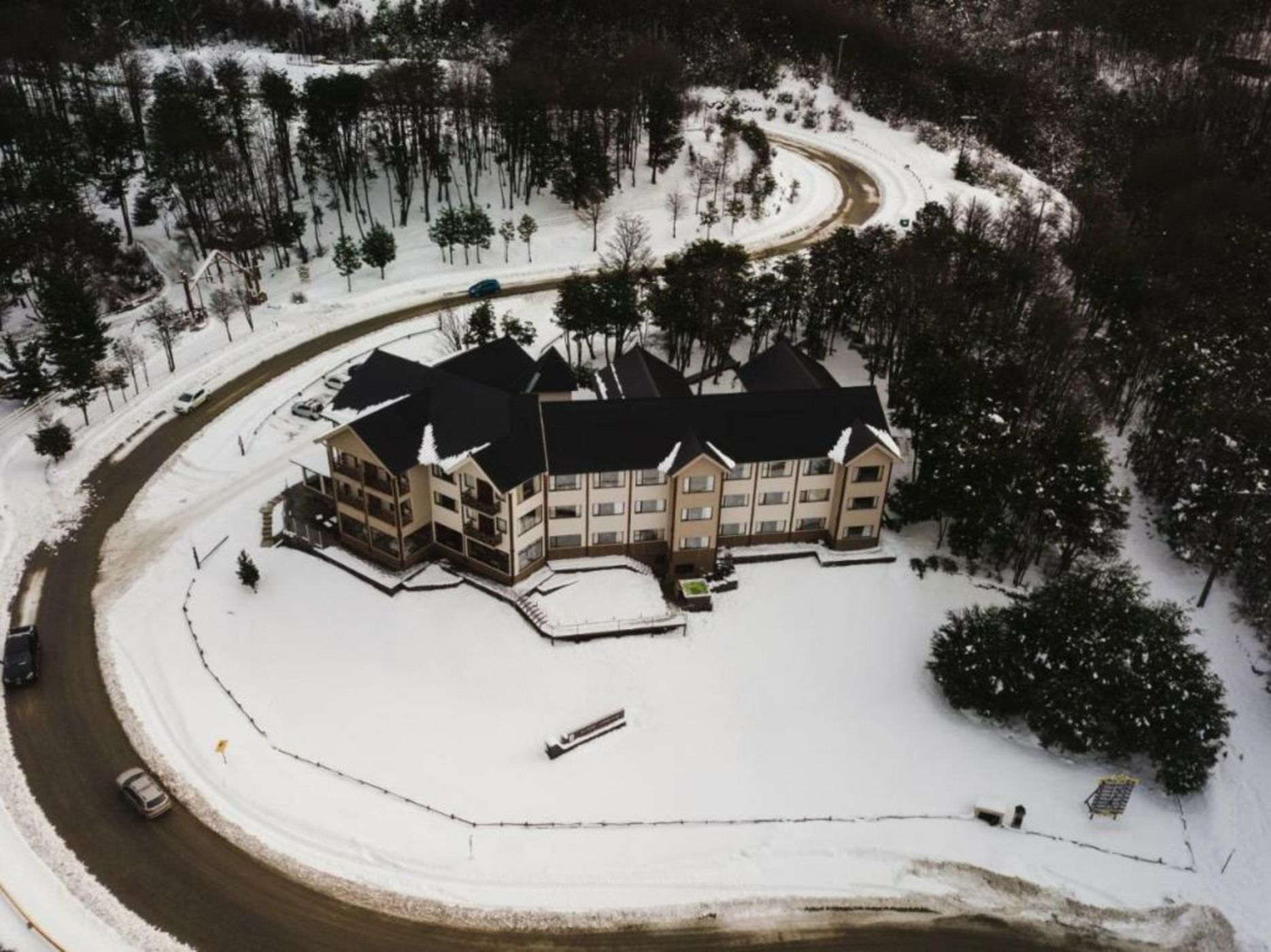 Altos Ushuaia Hotel & Resto