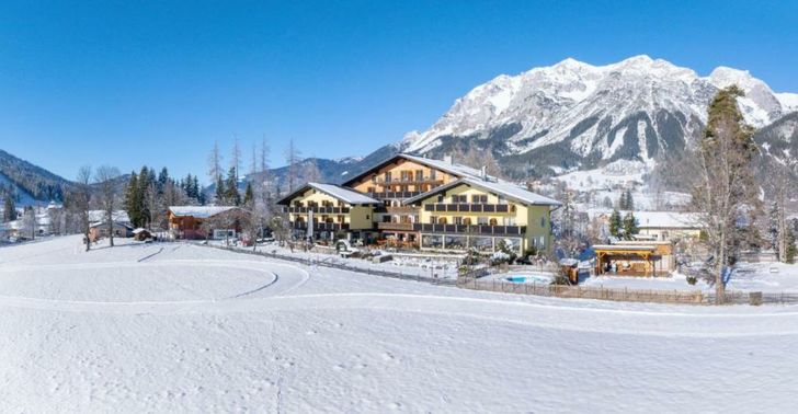 Almfrieden Hotel & Romantikchalet