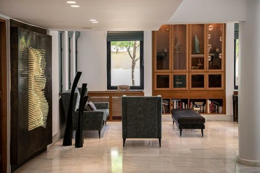 Avra City Boutique Hotel