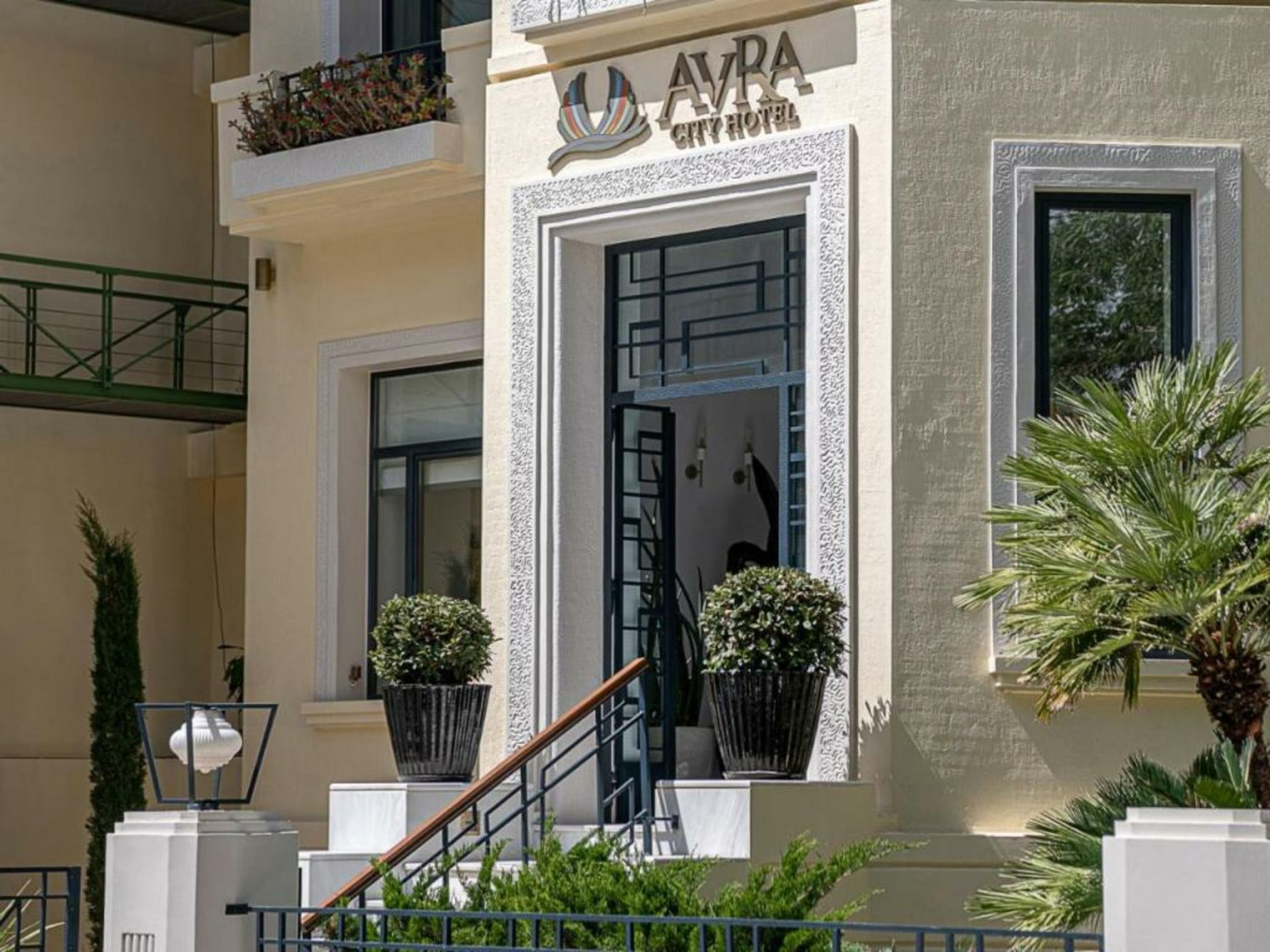 Avra City Boutique Hotel
