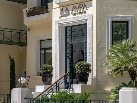 Avra City Boutique Hotel