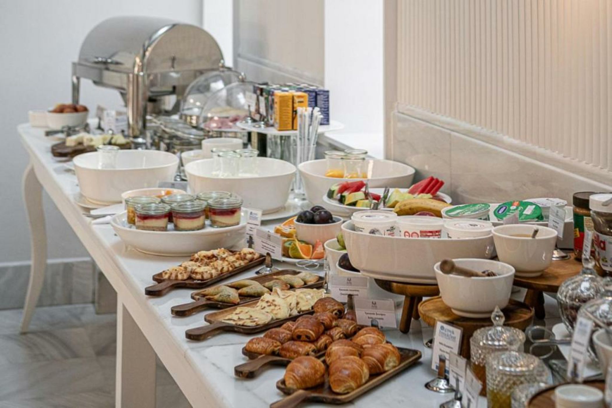 Avra City Boutique Hotel