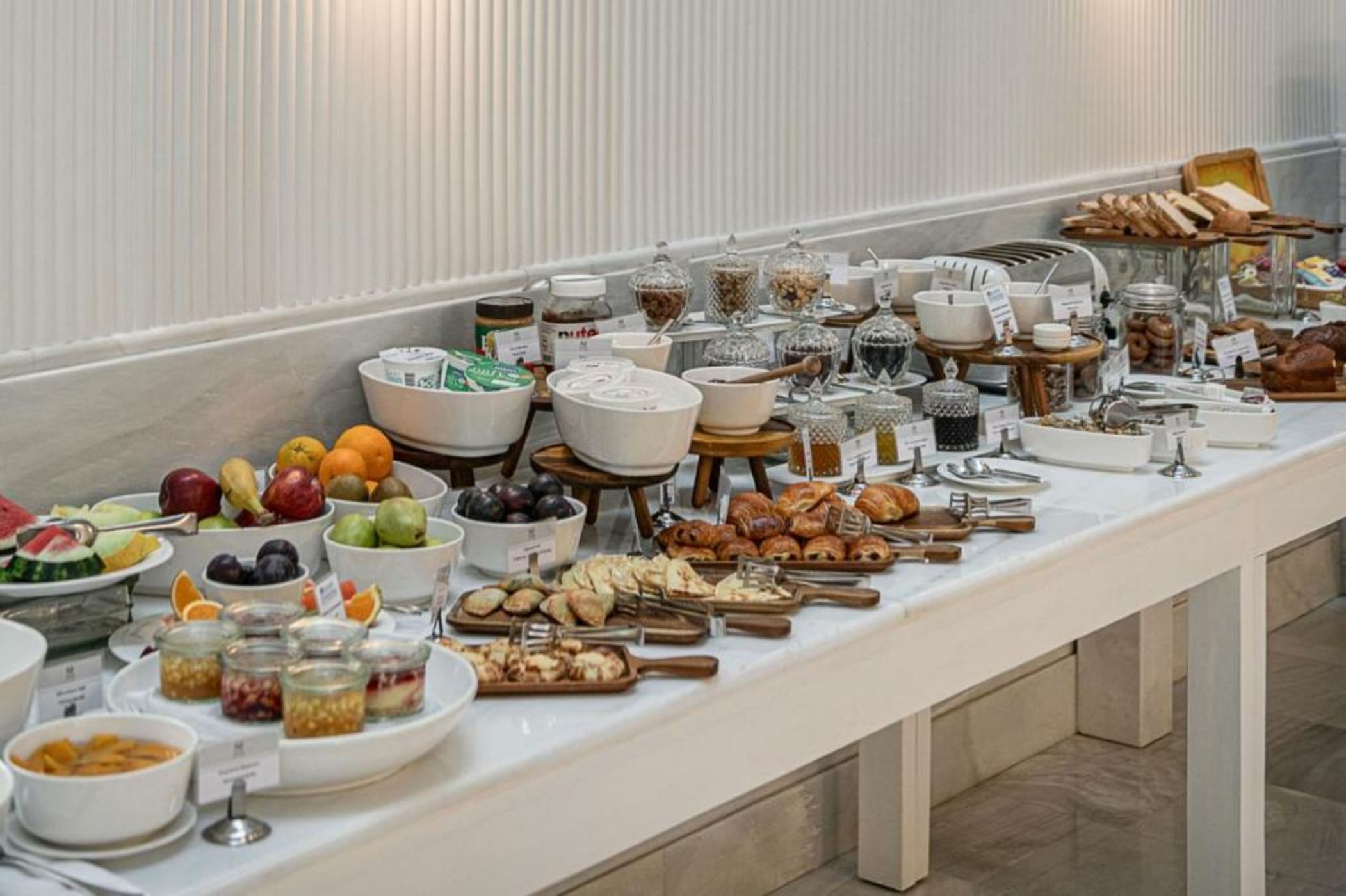 Avra City Boutique Hotel