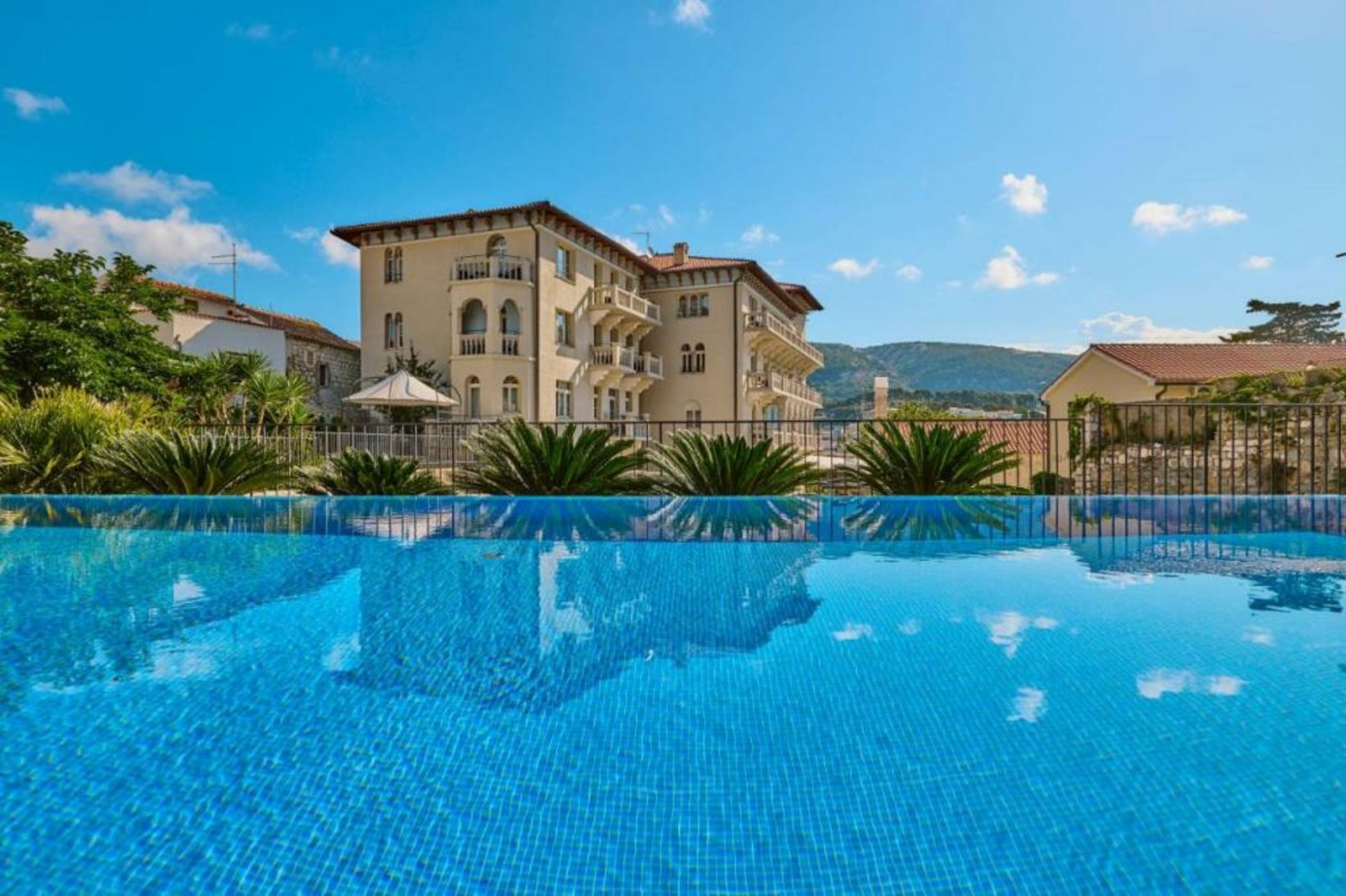 Arbiana Heritage Hotel