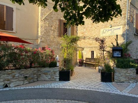 Hotel Le Saint Laurent