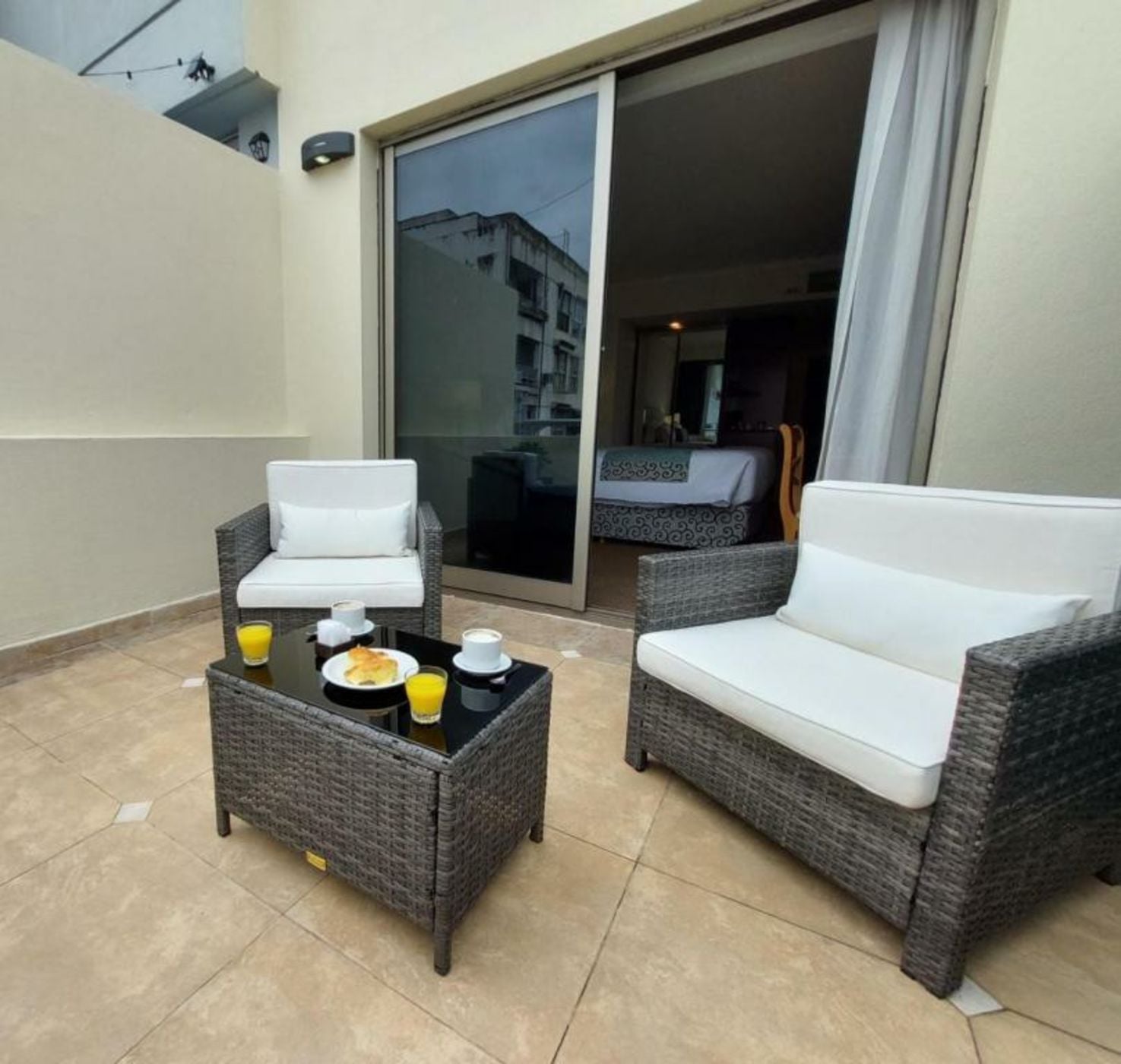 Blank Hotel Recoleta