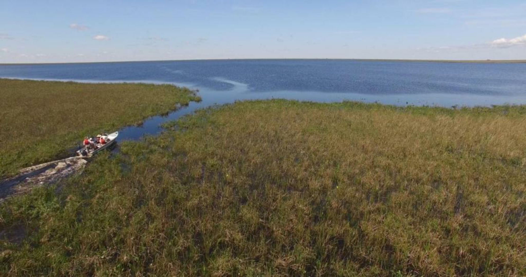 Puerto Valle Hotel de Esteros