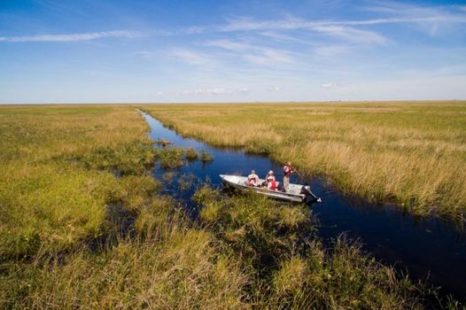Puerto Valle Hotel de Esteros