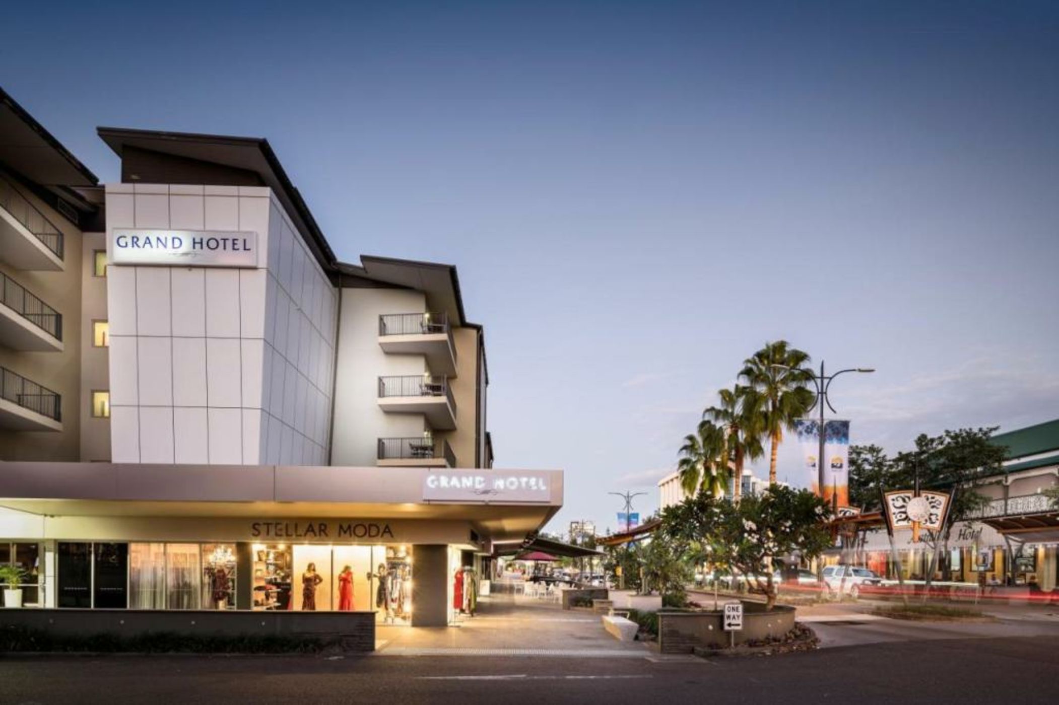 Grand Hotel and Apartments Townsville