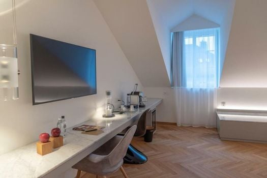 CASPAR Swiss Quality Hotel