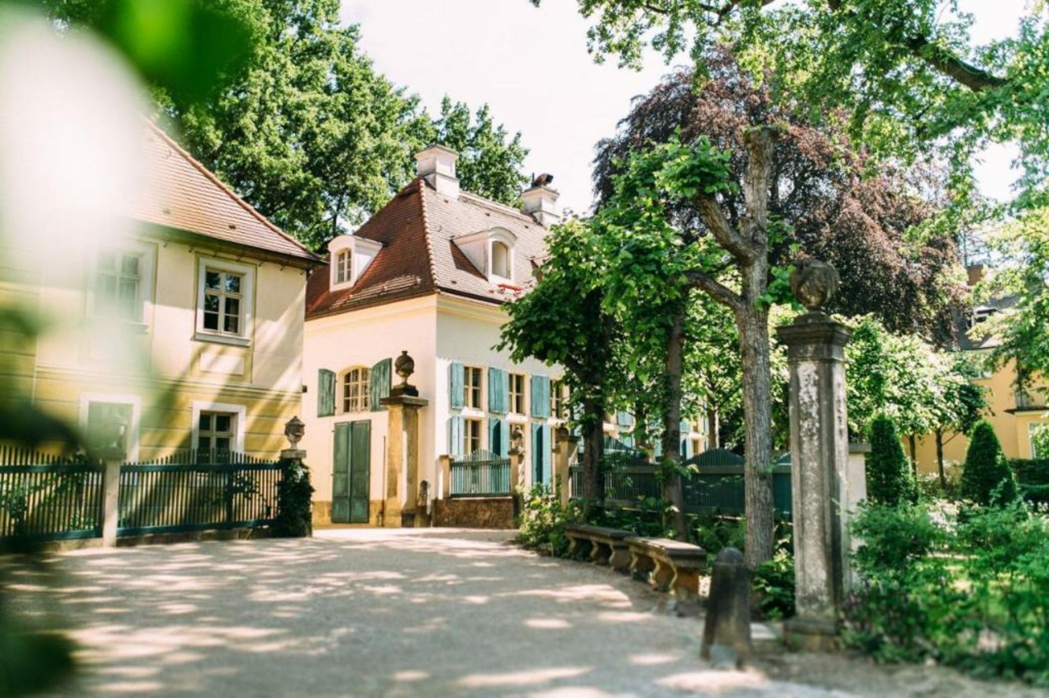 Villa Sorgenfrei und Restaurant Atelier Sanssouci