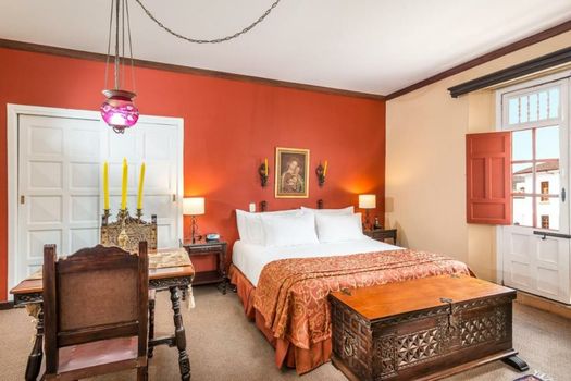 Hotel Dann Monasterio