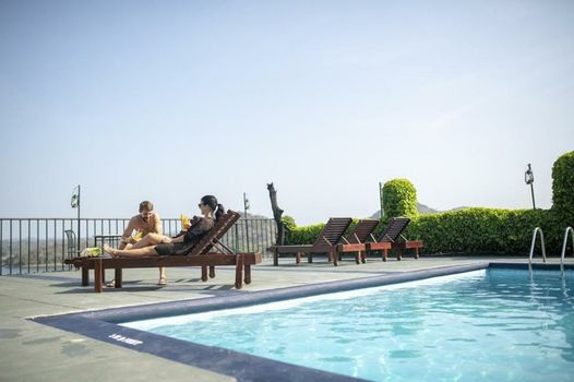 Lavendish Lake Giritale - Former Giritale Hotel