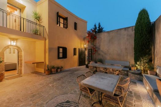 Zacosta Villa - a Heritage Hotel