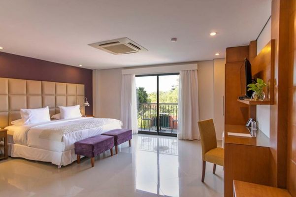 Las Lomas Casa Hotel